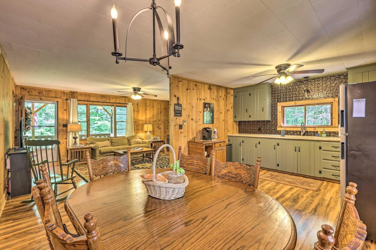 Peaceful Roaring Gap Retreat With Fire Pit And Patio! Villa Kültér fotó